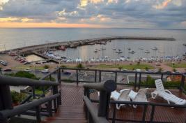 Apartamento en venta frente al Puerto de Piriapolis