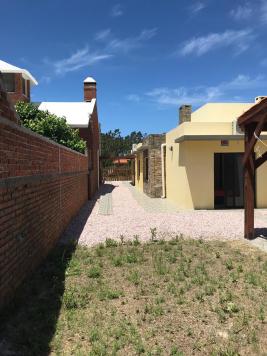 Casa en Alquiler en Portales, Piriapolis