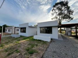 Casa en Piriapolis (Los Medanos)