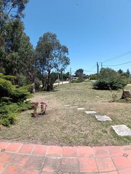 Casa en Punta Fría a tres cuadras del mar