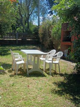 Casa en Punta Fría a tres cuadras del mar
