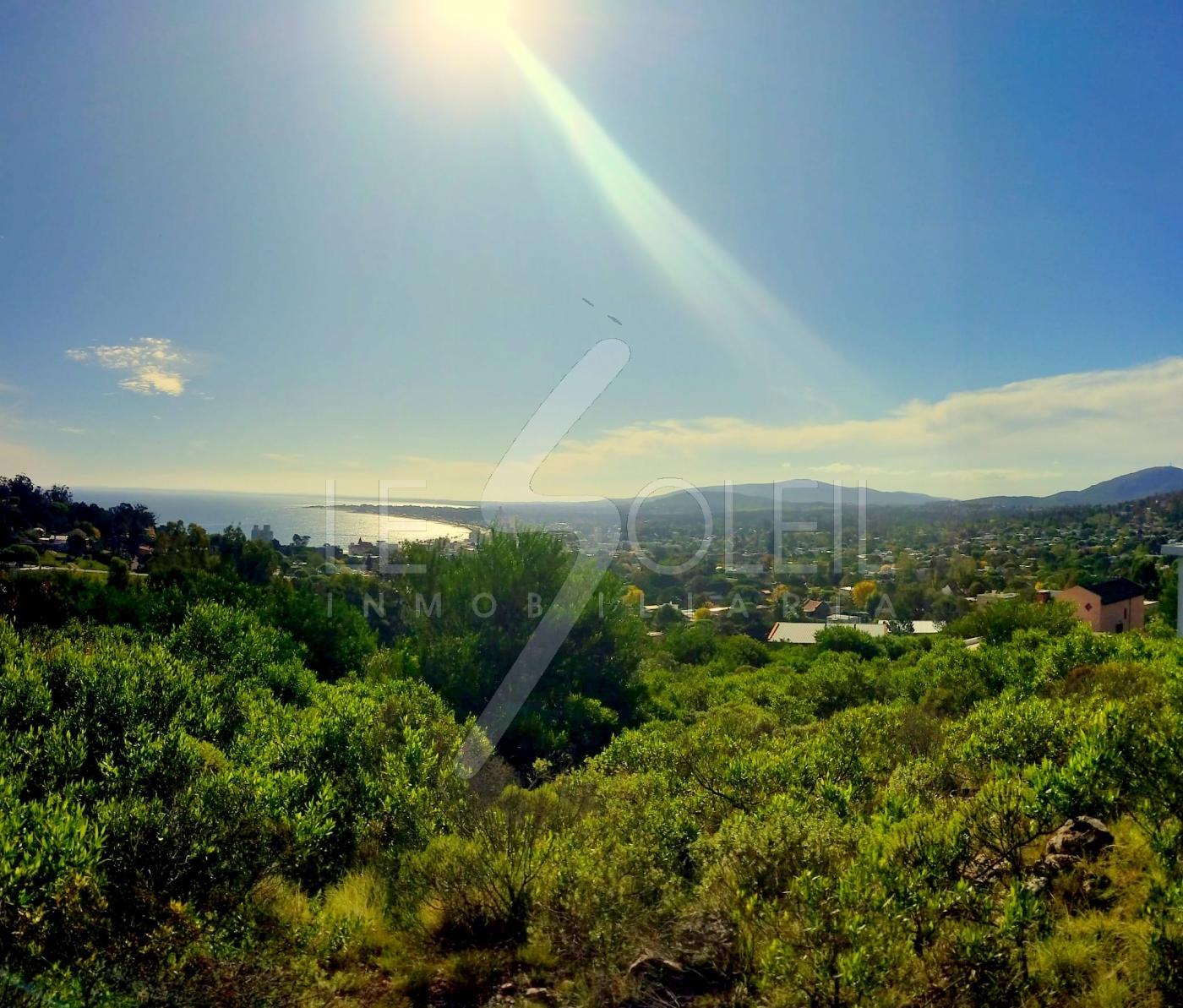 Terreno en Piriapolis (Cerro de la Gloria)